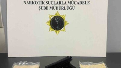 Samsun’da gerçekleştirilen operasyonda 1 kilo 64 gram bonzai hammaddesi bulunurken,