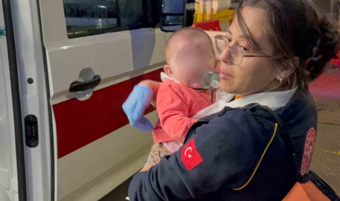 Samsun’da, Fevziçakmak Mahallesi’nde bir evde meydana gelen yangında dumandan etkilenen