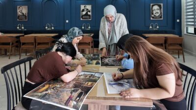 Kırşehir’in Çiçekdağı ilçesinde belediye tarafından hayata geçirilen Sanat Kafe’ye ilişkin