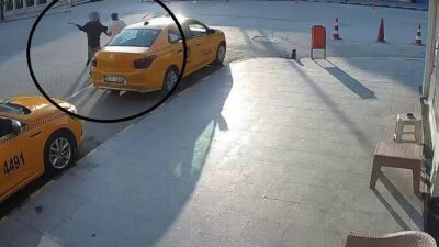 Hatay’da yaşanan olayda sokakta rastgele saldırılarda bulunan suçlu tarafından yaralanan