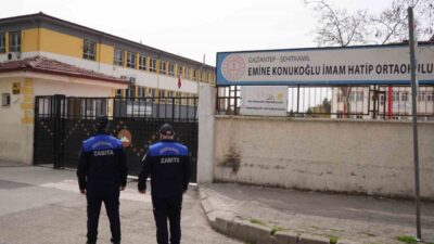 Şehitkamil Belediye Başkanı Umut Yılmaz, Kahramanmaraş ve Şanlıurfa’daki okullara yapılan