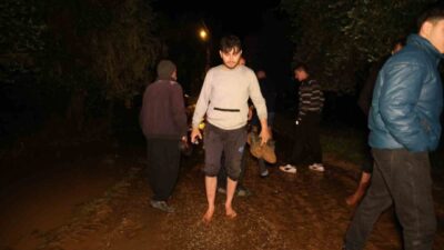 Adana’nın Kozan ilçesinde gerçekleşen şiddetli yağış sonrasında meydana gelen sel