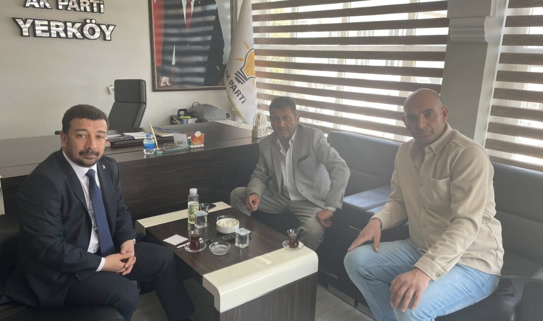 AK Parti Yerköy İlçe Başkanlığı’na ilçe esnaflarından iş insanları Ali