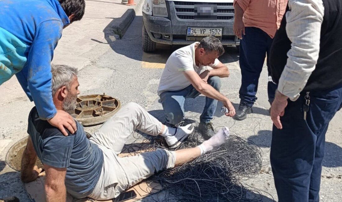 Sakarya’nın Akyazı ilçesinde, telekomünikasyon şirketi çalışanı Cengiz R., Ada Caddesi’nde