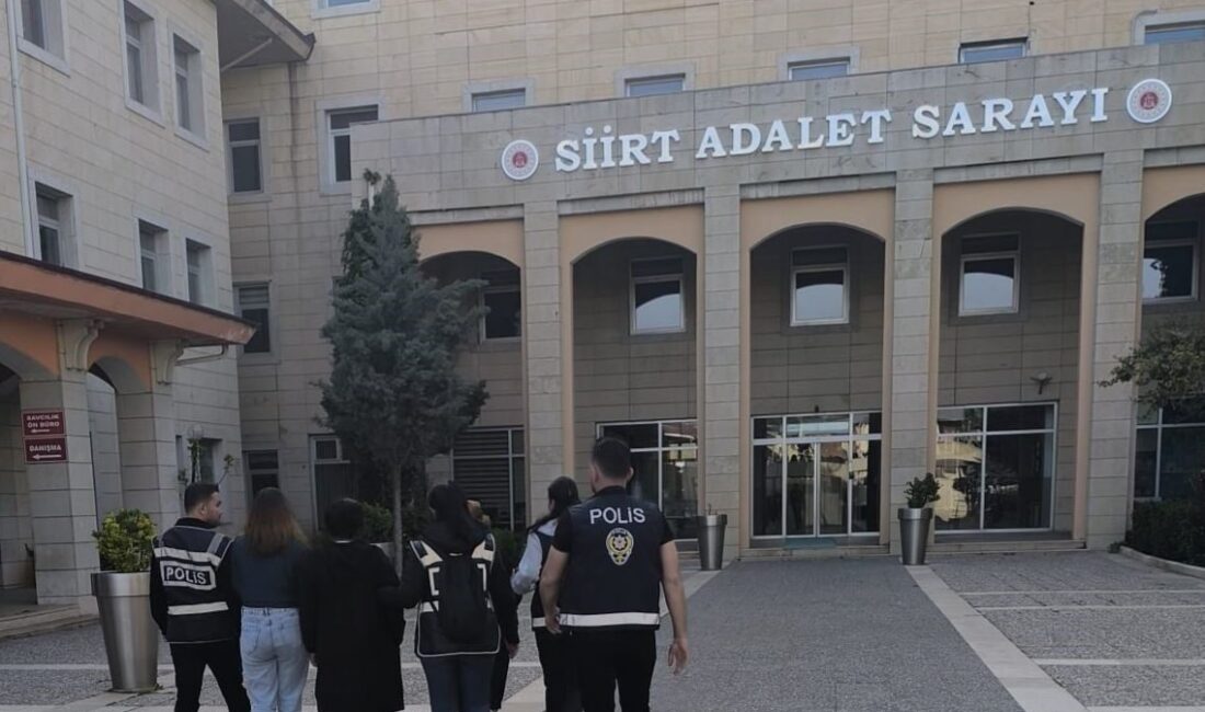 Siirt’te, kartlarla kapıları açarak hırsızlık girişiminde bulundukları iddia edilen 3’ü