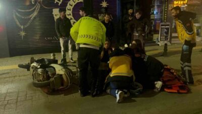 Sinop’ta meydana gelen trafik kazasında iki motosiklet çarpıştı ve 2