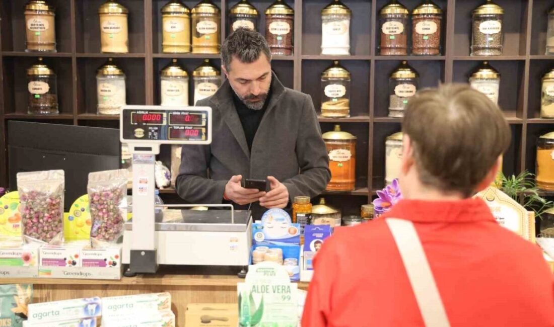 Kırşehir’de aktarlar, havaların baharın başında soğuk seyretmesi nedeniyle bağışıklık sistemini