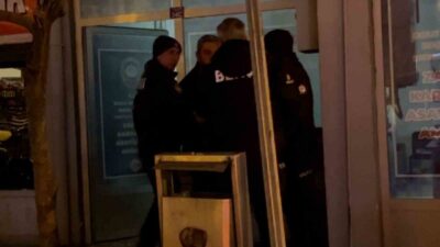 Bolu’da bir adamın eşine karşı sokak ortasında alkollü bir şekilde