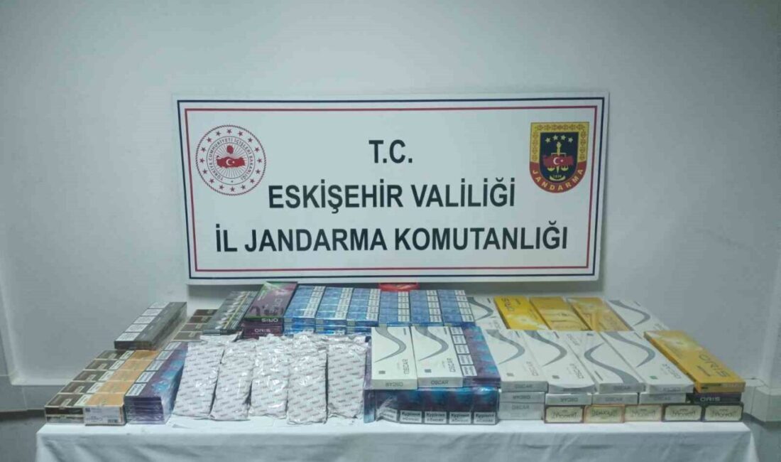 Eskişehir İl Jandarma Komutanlığı ekipleri tarafından gerçekleştirilen operasyonda bir araçta
