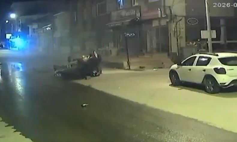 Kırşehir’de, son günlerde yaşanan ilginç kazaların güvenlik kameralarına yansıyan görüntüleri