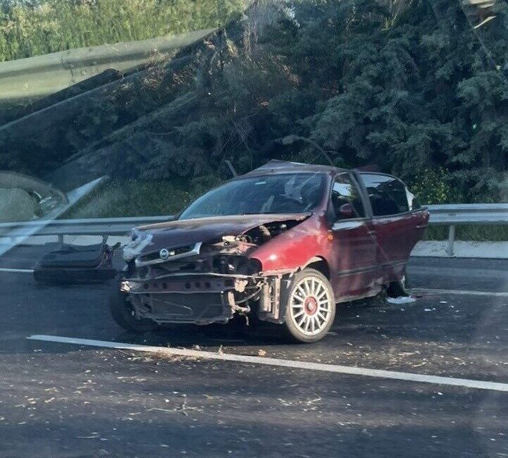 Mersin’in Tarsus ilçesinde meydana gelen trafik kazasında bir kişi hayatını