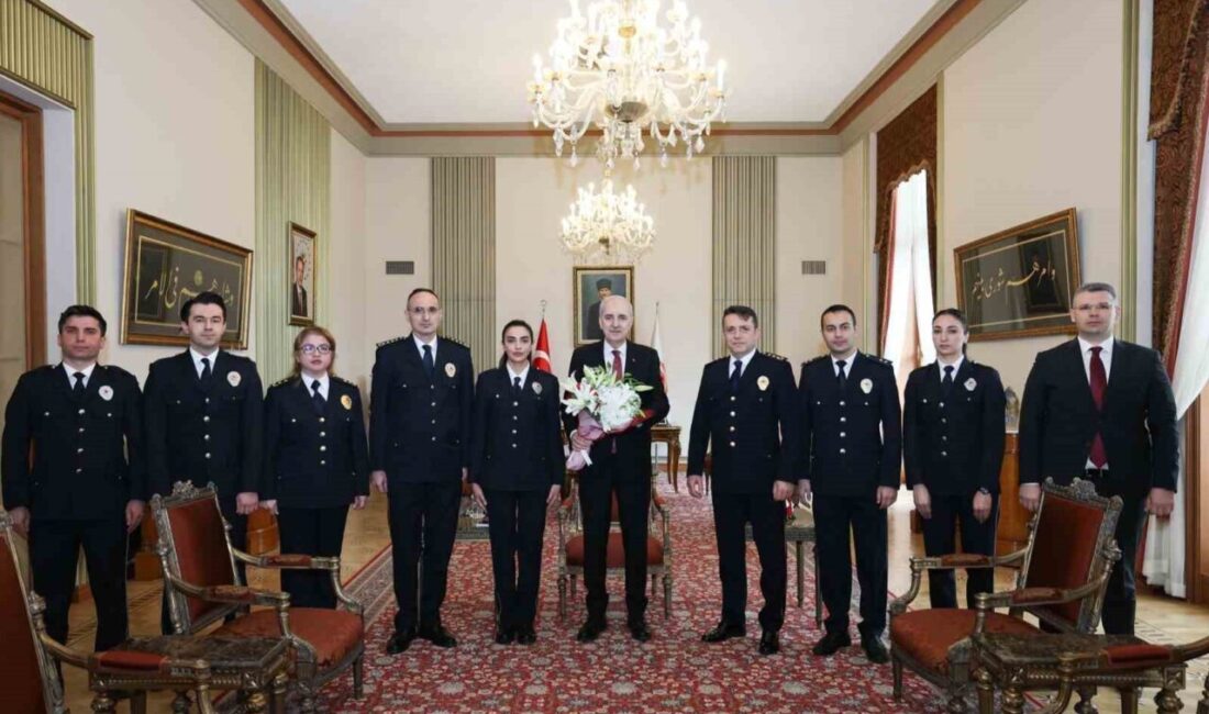 Türkiye Büyük Millet Meclisi (TBMM) Başkanı Numan Kurtulmuş, Türk Polis