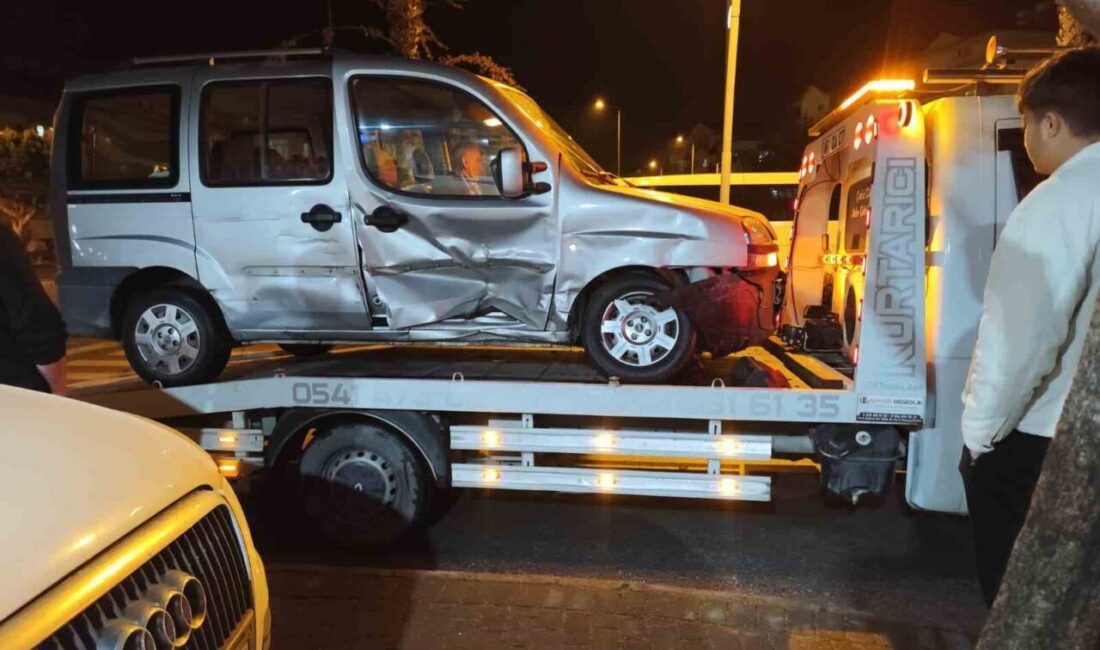 Manavgat ilçesinde meydana gelen 4 araçlı zincirleme kazada, şans eseri