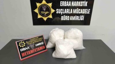 Tokat’ta yapılan bir operasyonda, tır dorsesinde bulunan hasarlı bir araçta