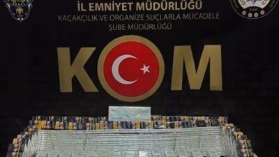 Bilecik’te, şüpheli bir tırın gizli bölmelerinde bulunan 846 paket kaçak