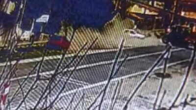 Develi ilçesinde meydana gelen trafik kazasında otomobil ile traktör çarpıştı