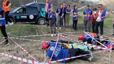 Tunceli’de düzenlenen “UMKE Temel Eğitimi ve Medikal Kurtarma Eğitimi” programına