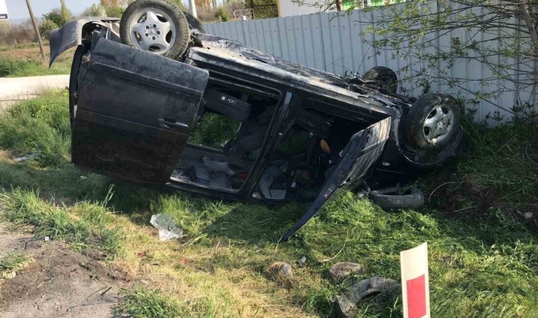 Konya’nın Ereğli ilçesinde meydana gelen trafik kazasında 3 aracın karıştığı