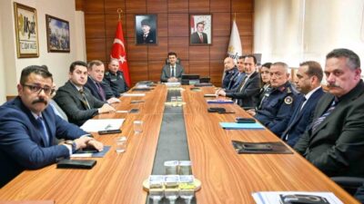 Uşak ilinde, huzur ve güvenliğin sağlanması amacıyla Vali Kartal başkanlığında