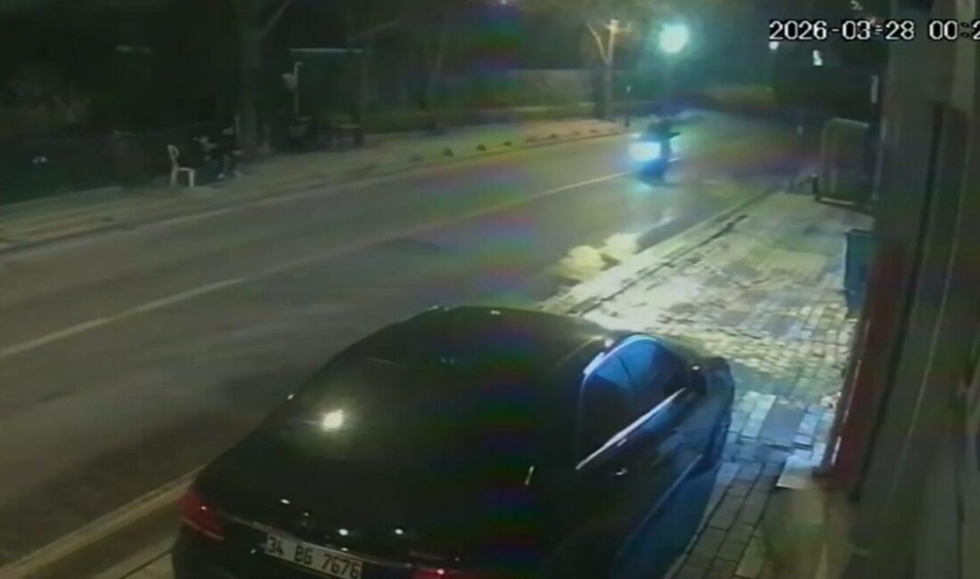 Üsküdar’da yaşanan olayda trafikte tartıştıkları kişinin aracını oto yıkamacıda kurşunlayan
