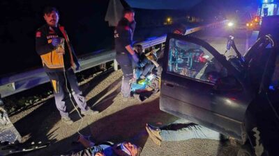 Van’ın Muradiye ilçesinde meydana gelen trafik kazasında, kaçak göçmen taşıyan