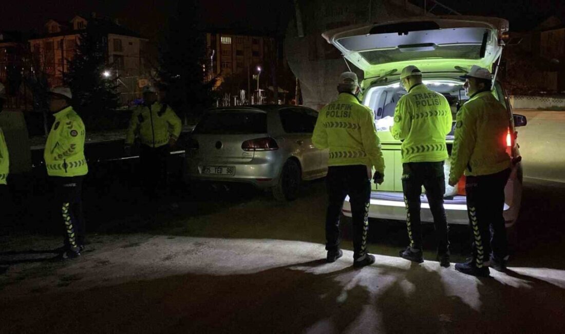 Bolu’da polis ekipleri, vatandaşların ihbarı üzerine harekete geçerek çevreye rahatsızlık