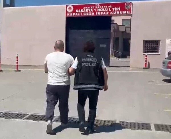 Sakarya ilinde kaçmak amacıyla sürekli yer değiştiren ve kesinleşmiş hapis