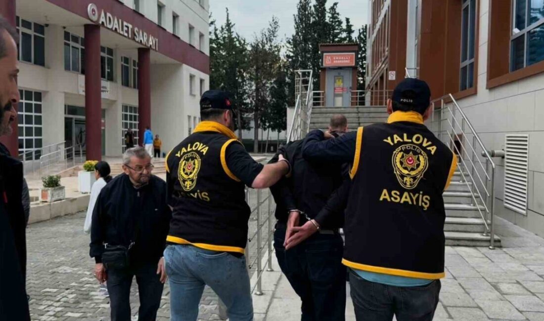 Yalova’nın Altınova ilçesinde yaşanan olayda, boşanma sürecindeki eşini tabanca ile