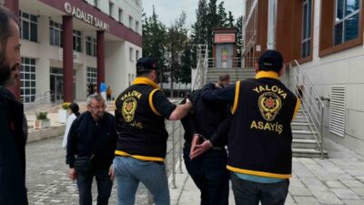 Yalova’nın Altınova ilçesinde yaşanan olayda, boşanma sürecindeki eşini tabanca ile