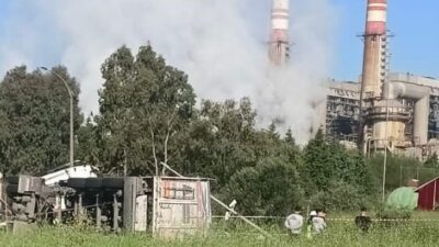 Yatağan-Milas karayolunda meydana gelen bir trafik kazasında, kömür yüklü bir