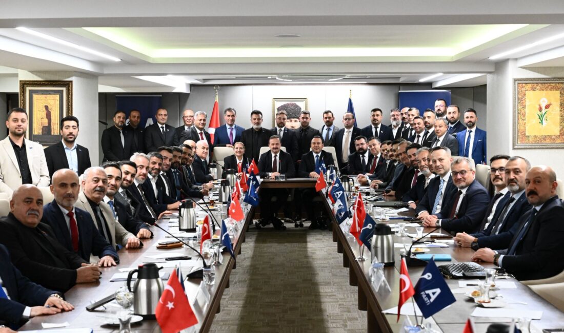 Genel Başkan Yardımcısı ve Teşkilat Başkanı Tahir Keskinkılıç’ın başkanlığında düzenlenen