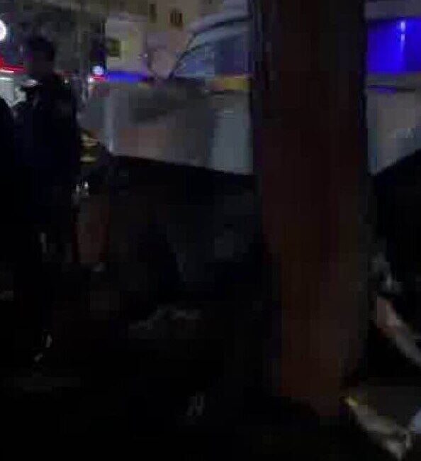 Diyarbakır’da bir yolcu minibüsü şoförü, bir yayaya çarpmamak için direksiyonu