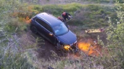 Balıkesir’in Bandırma ilçesinde bir sürücü, Sahil Yenice yolunda seyir halindeyken