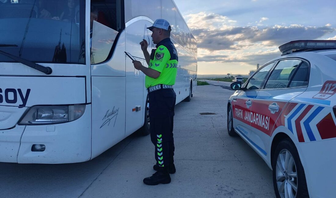 Yozgat İl Jandarma Komutanlığı, şehirlerarası yolcu taşımacılığında trafik güvenliğini artırmaya