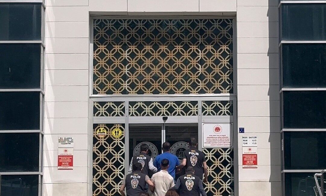 Kırşehir ve Nevşehir illerinde, polis ekipleri tarafından gerçekleştirilen operasyonlarda, yasa