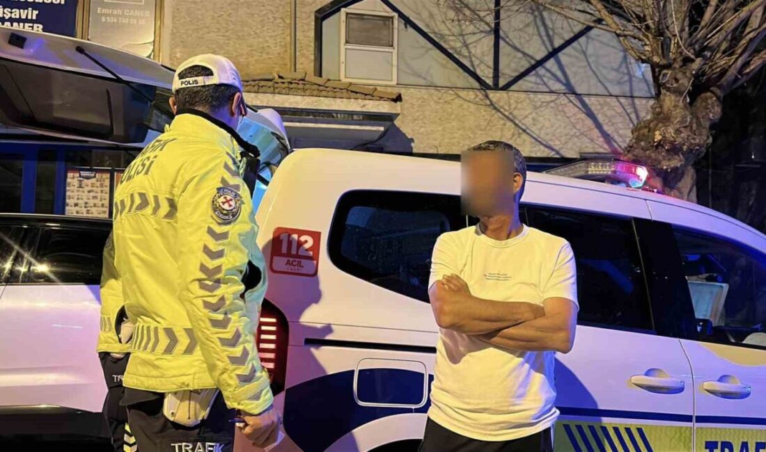 Burdur’da gece saatlerinde Cumhuriyet Caddesi’nde meydana gelen bir olayda, şüphe