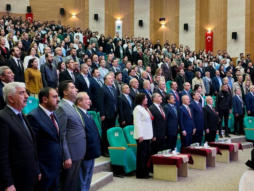Kırşehir Ahi Evran Üniversitesi’nin kuruluşunun 20. yıl dönümü, düzenlenen görkemli