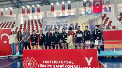 Yozgat Gençlik ve Spor İl Müdürlüğü bünyesinde mücadele eden Kız