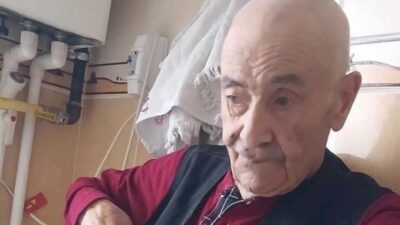 İlçemiz sakinlerinden Erdoğan Kantar’ın babası, Türkiye Cumhuriyeti Devlet Demiryolları’ndan (TCDD)