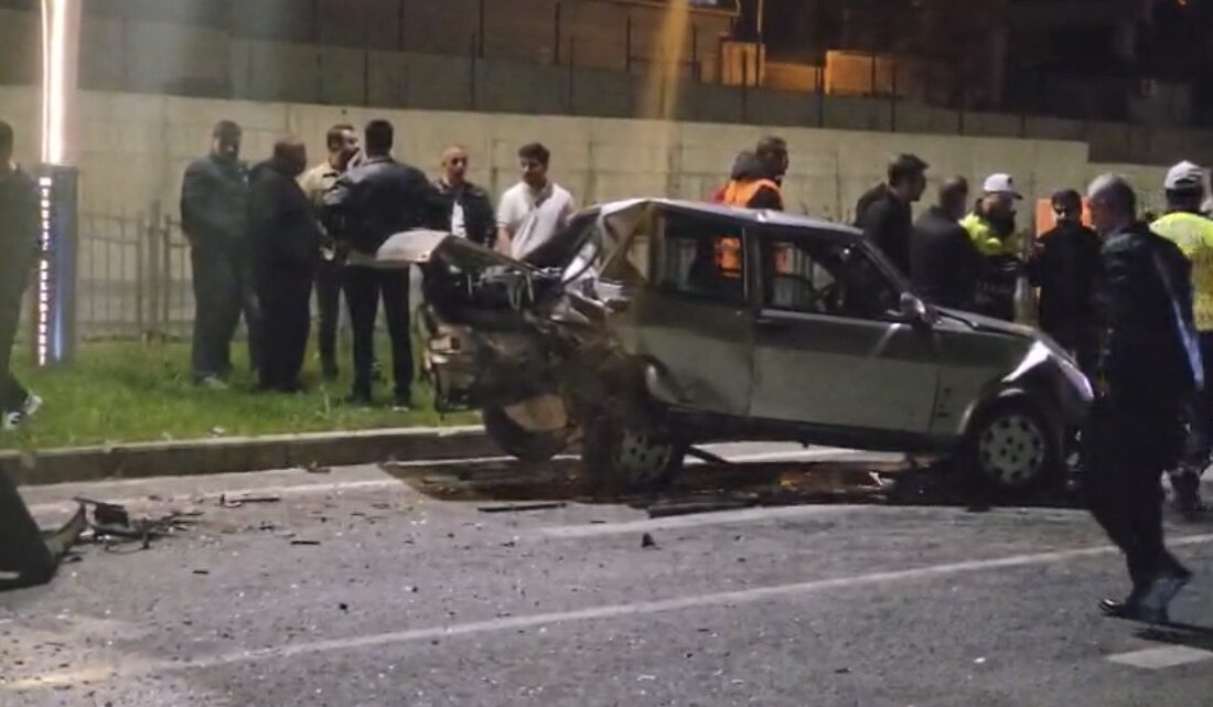 Yozgat’ta meydana gelen zincirleme trafik kazasında 4 araç birbirine girdi.