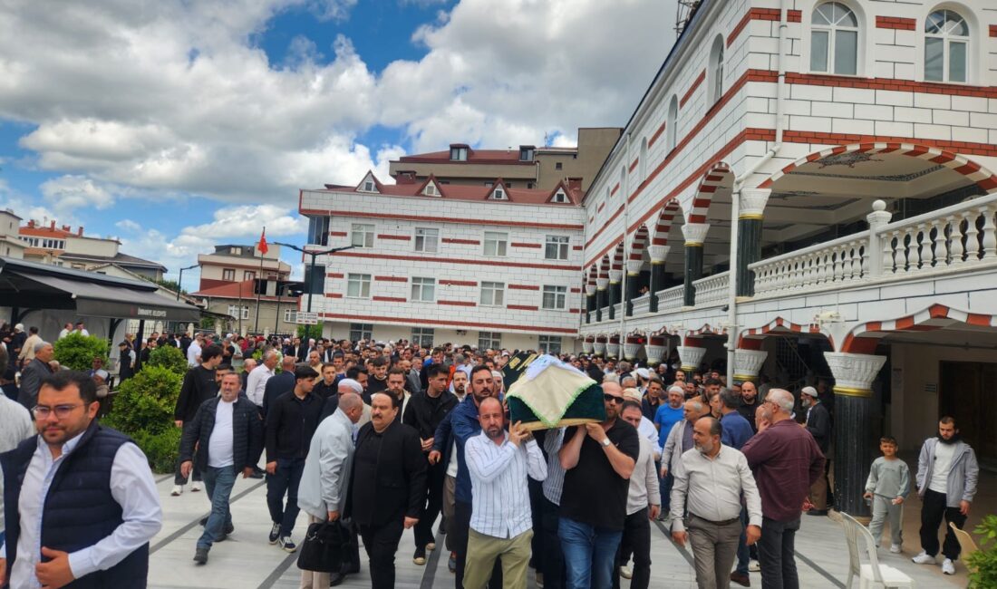 Uşak Seramik A.Ş. Yönetim Kurulu Başkanı Durmuş Tanış’ın eşi Cemaynur