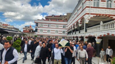 Uşak Seramik A.Ş. Yönetim Kurulu Başkanı Durmuş Tanış’ın eşi Cemaynur
