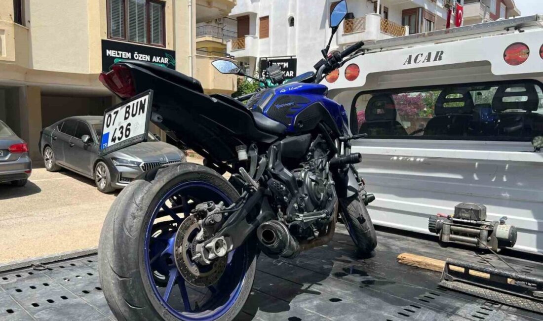 Manavgat, Antalya ilçesinde geceleyin abartılı egzoz sesi çıkaran motosiklet sürücüsüne