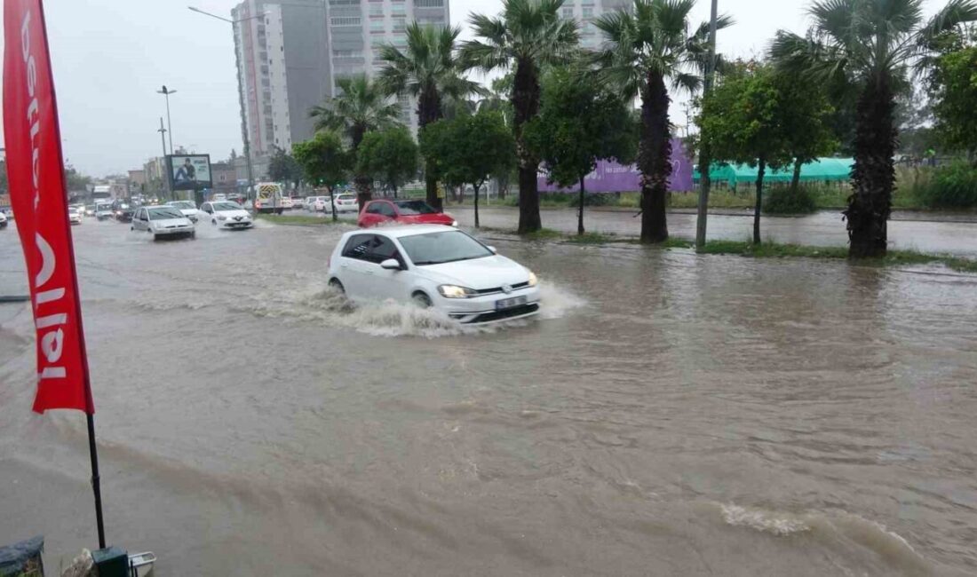 Adana’da şiddetli yağmur hayatı olumsuz etkiledi. Merkezde bulunan Seyhan ve