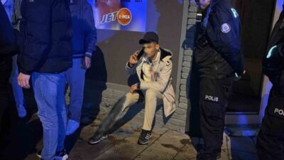Aksaray’da bir genç, kaybolan köpeğini bulmak için sokaklarda dolaşırken, 2