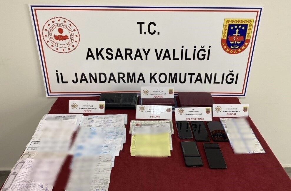 Jandarma, Aksaray’da tefecilik yapan şahıslara yönelik operasyon düzenledi ve 4