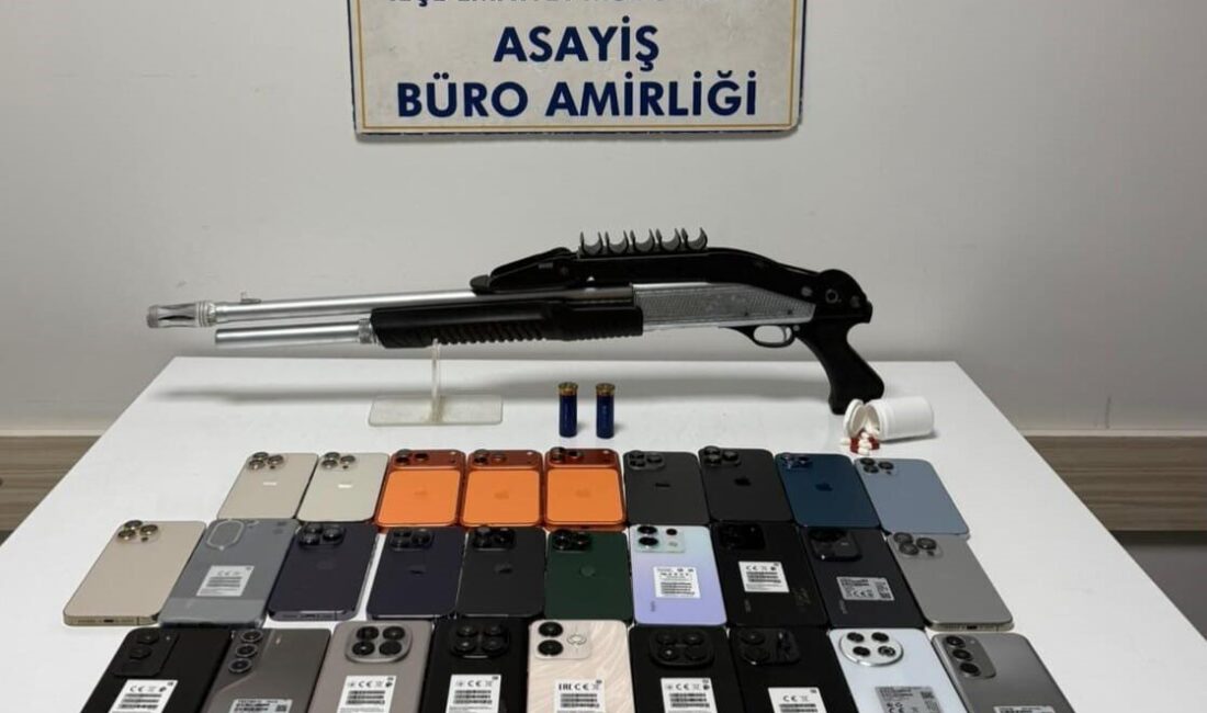 Konya’nın Akşehir ilçesindeki polis ekipleri tarafından düzenlenen bir operasyonda, yaklaşık