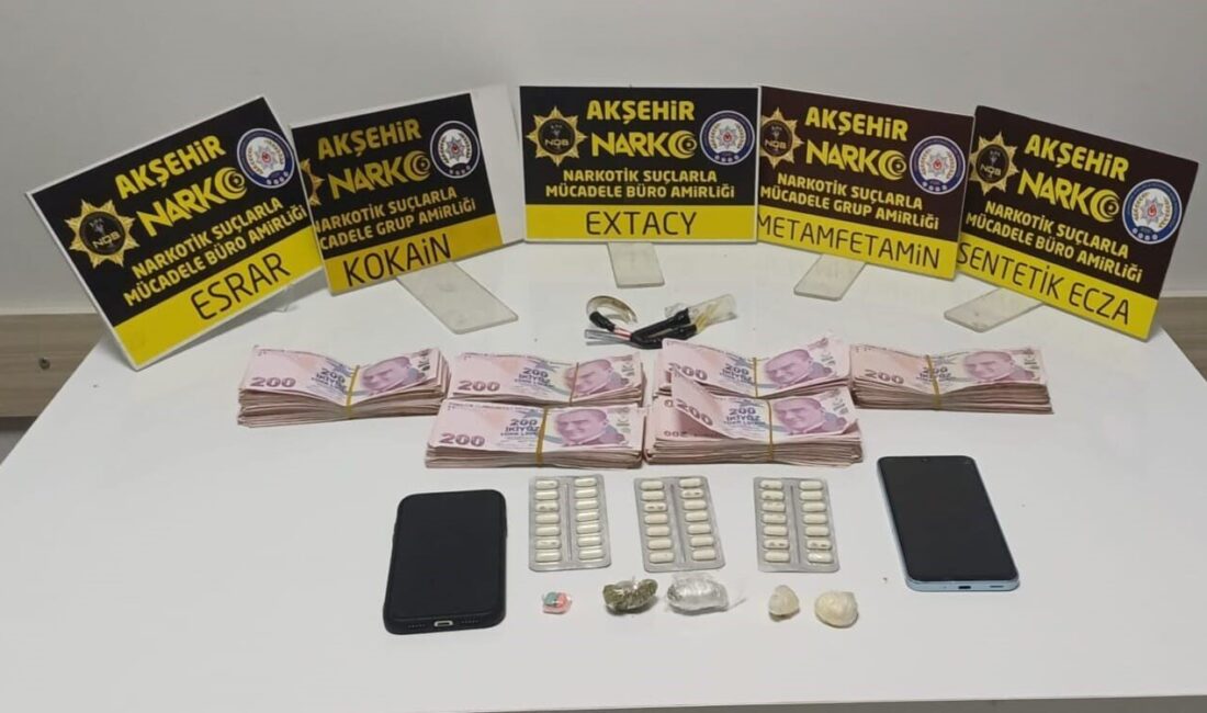 Konya’nın Akşehir ilçesinde gerçekleştirilen bir uyuşturucu operasyonunda 5 şüpheli polis