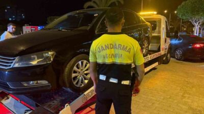 Alanya ilçesinde Jandarma ekipleri tarafından gerçekleştirilen trafik denetimlerinde 8 aracın