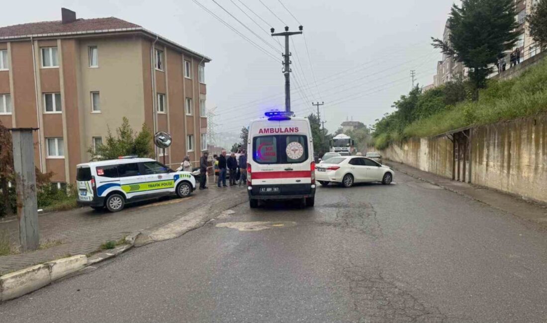Alaplı ilçesinde meydana gelen trafik kazasında, seyir halindeki bir motosikletin